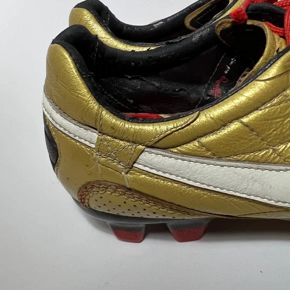 2009 Nike Ronaldinho Dois FG 324761 712 Gold Black Soccer Cleats Men’s Sz 7.5